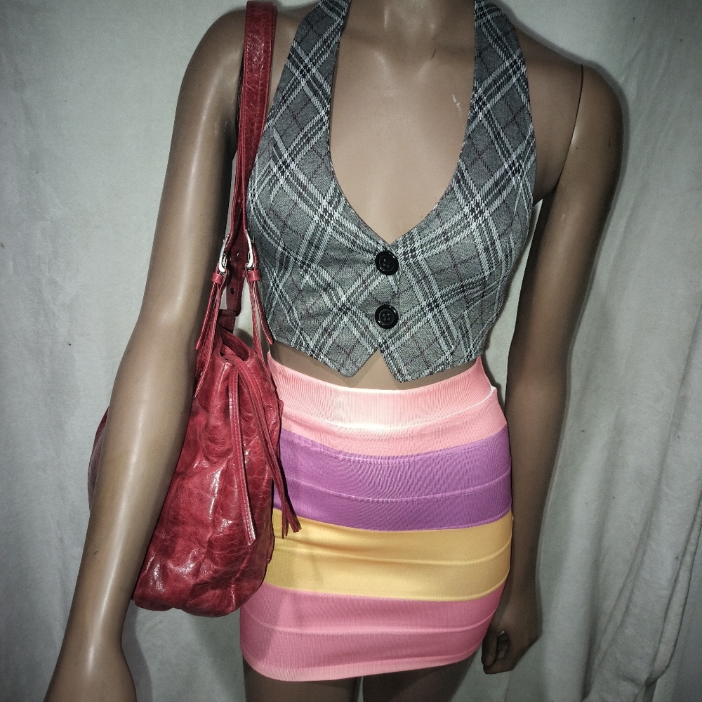 Latico Red Leather Shoulder Bag Double Zip. - Picture 2 of 16
